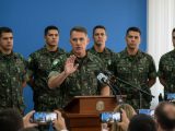 Exército nega estar com duas armas de Bolsonaro: novos desdobramentos de 2026